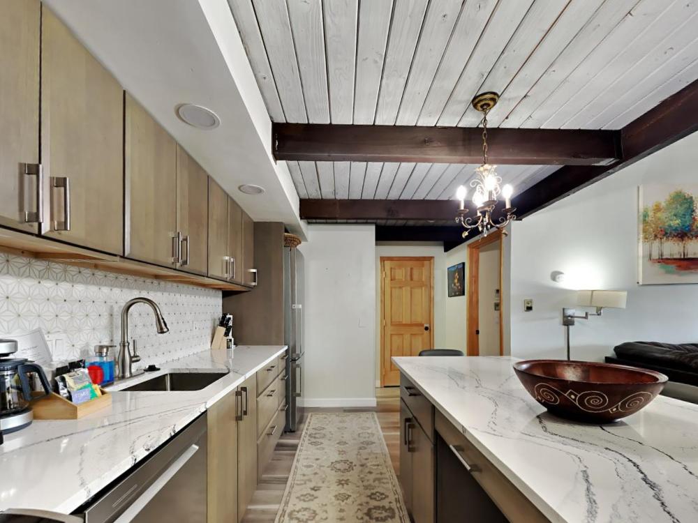 Deluxe Apartment interior